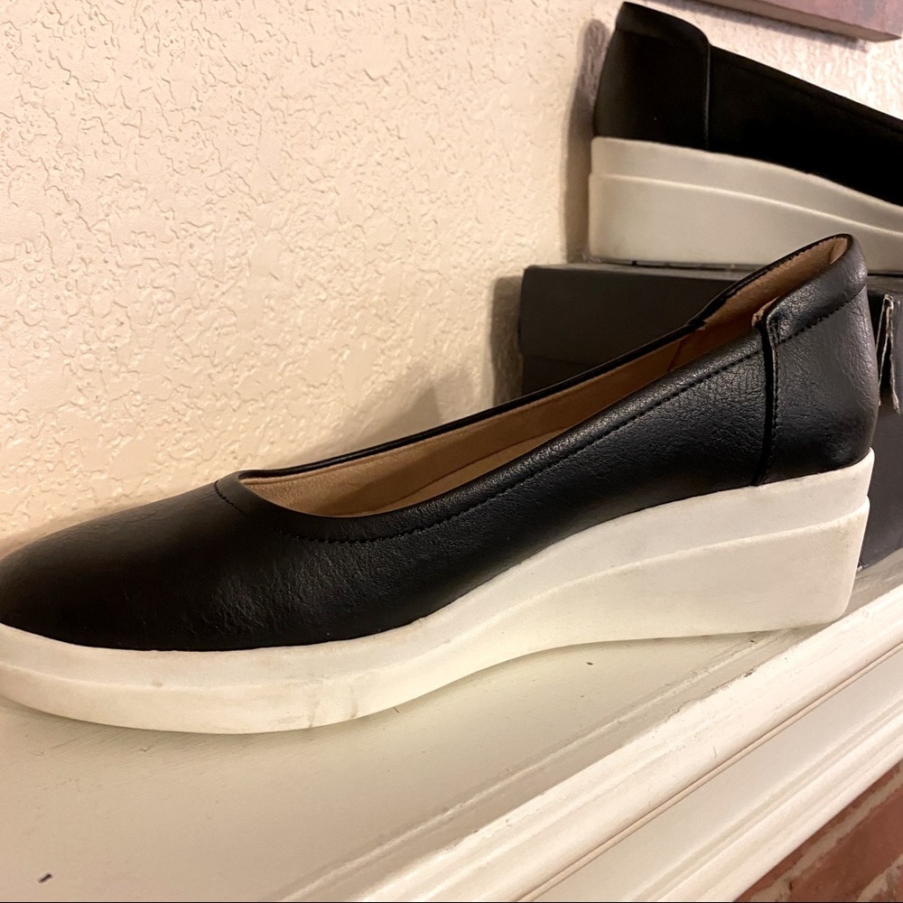 Naturalizer Sam slip-on wedges, EUC, black